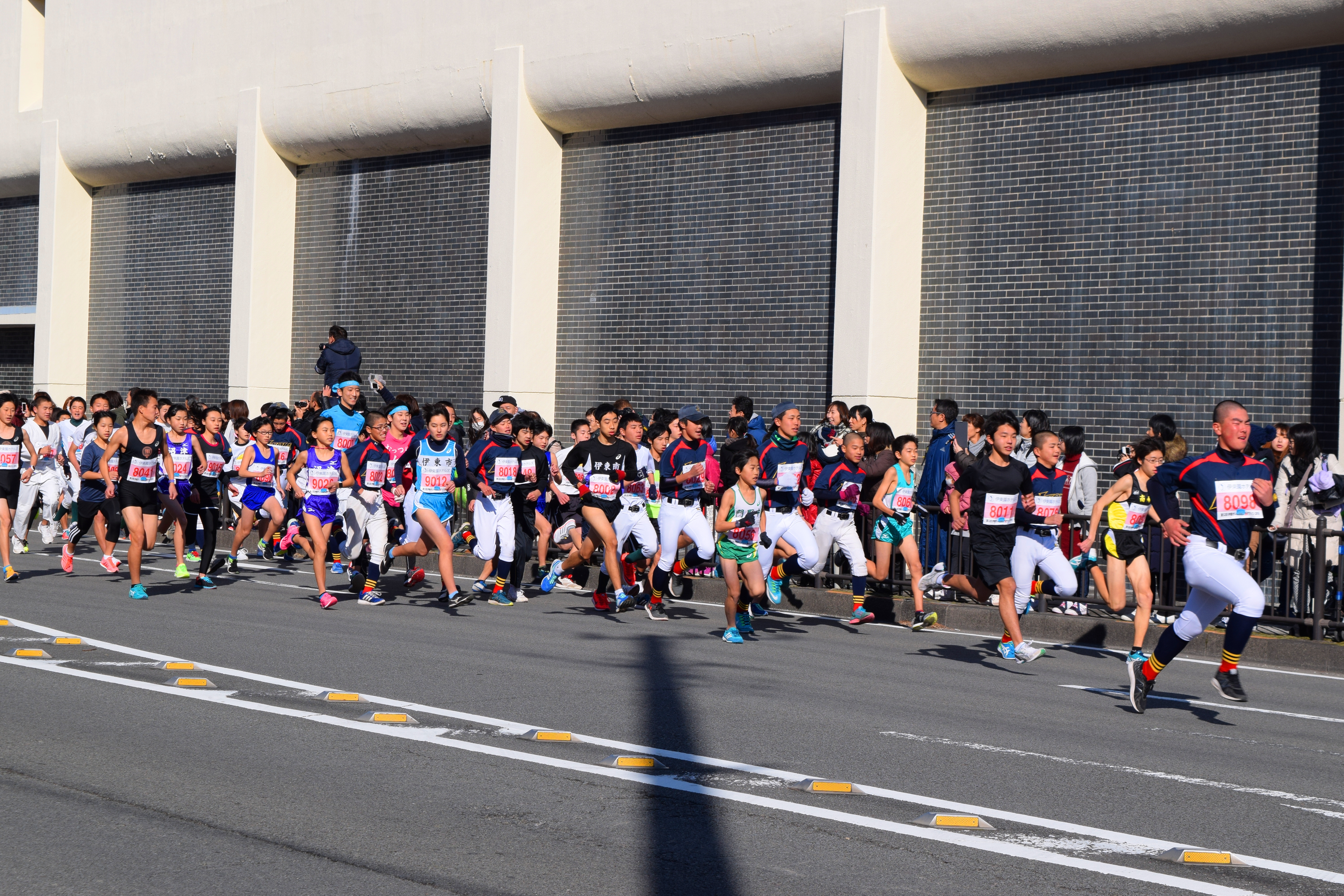 第52回伊東オレンジビーチマラソン 伊東市長 小野達也 第52回伊東オレンジビーチマラソン 伊東市長 小野達也